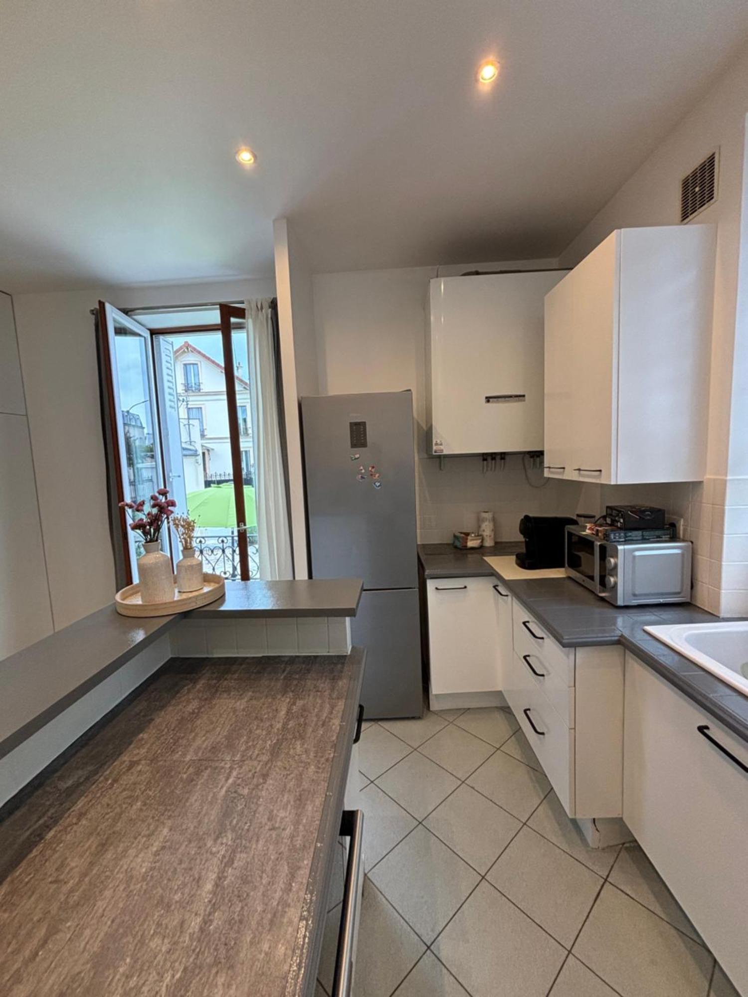 Appartement 2 Chambres Dans Une Belle Maison A Proximite De Paris Аньер-сюр-Сен Экстерьер фото