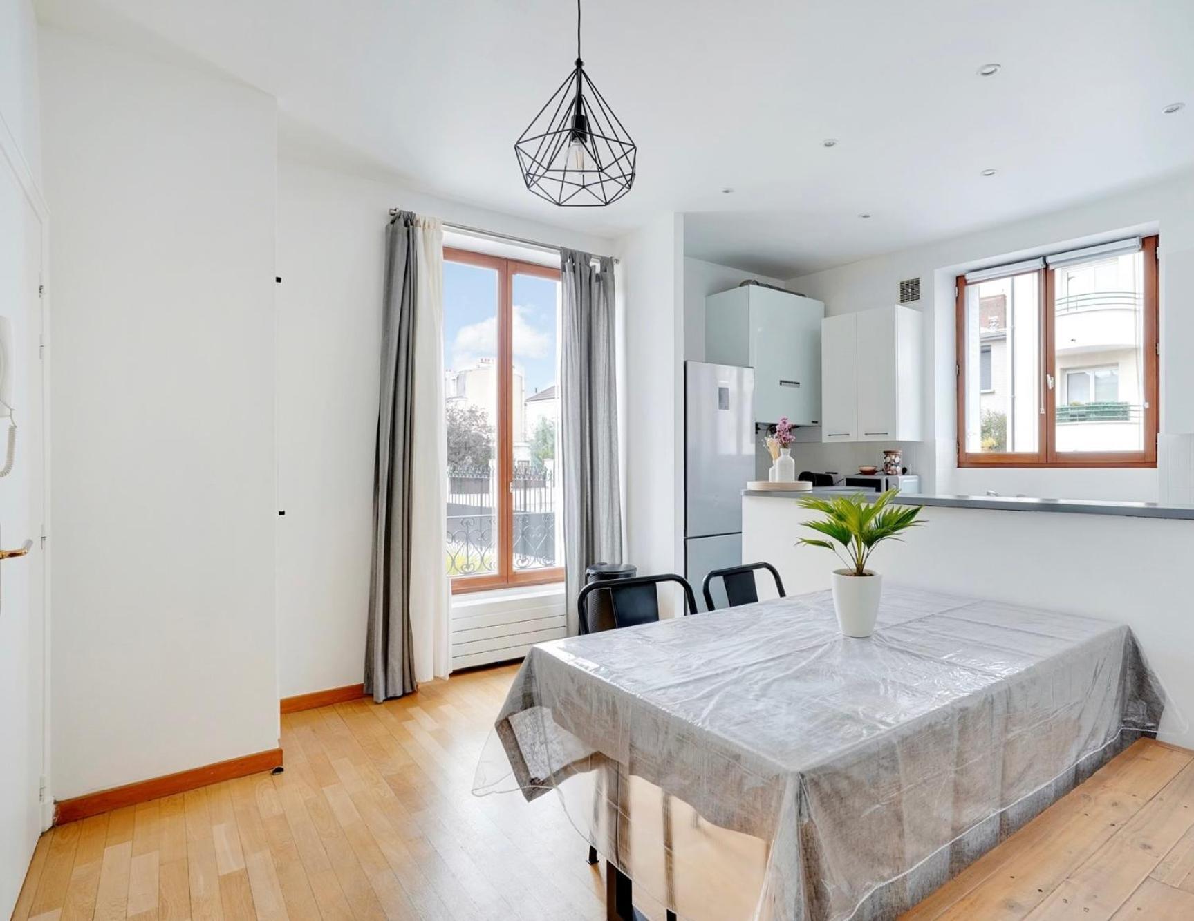 Appartement 2 Chambres Dans Une Belle Maison A Proximite De Paris Аньер-сюр-Сен Экстерьер фото